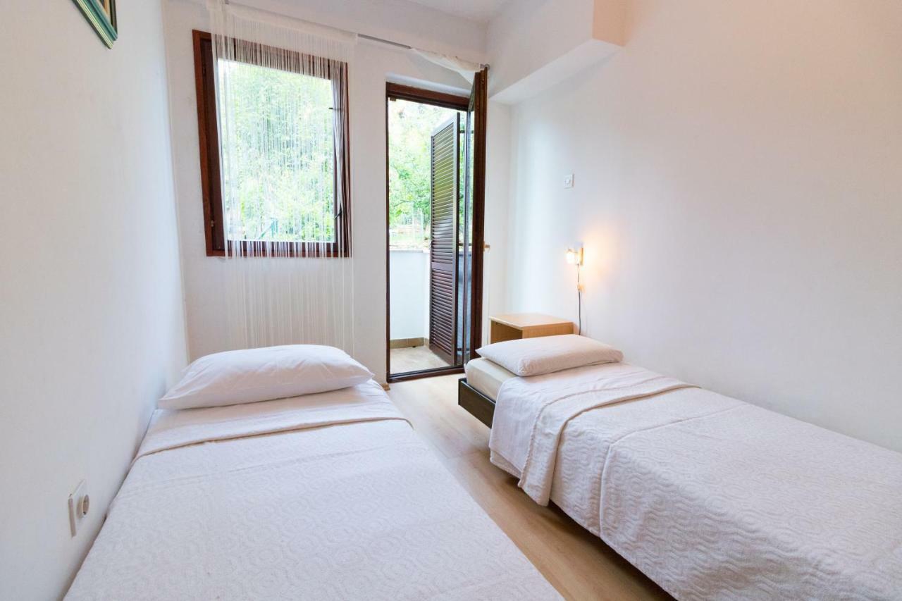 Apartment Beautiful Garden By Rent Istria *
